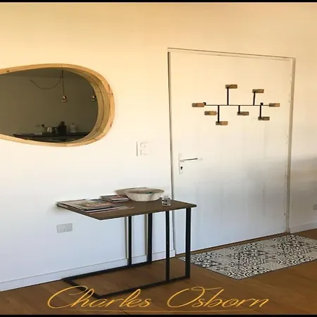 Le Vina, Charming In The Center Of *